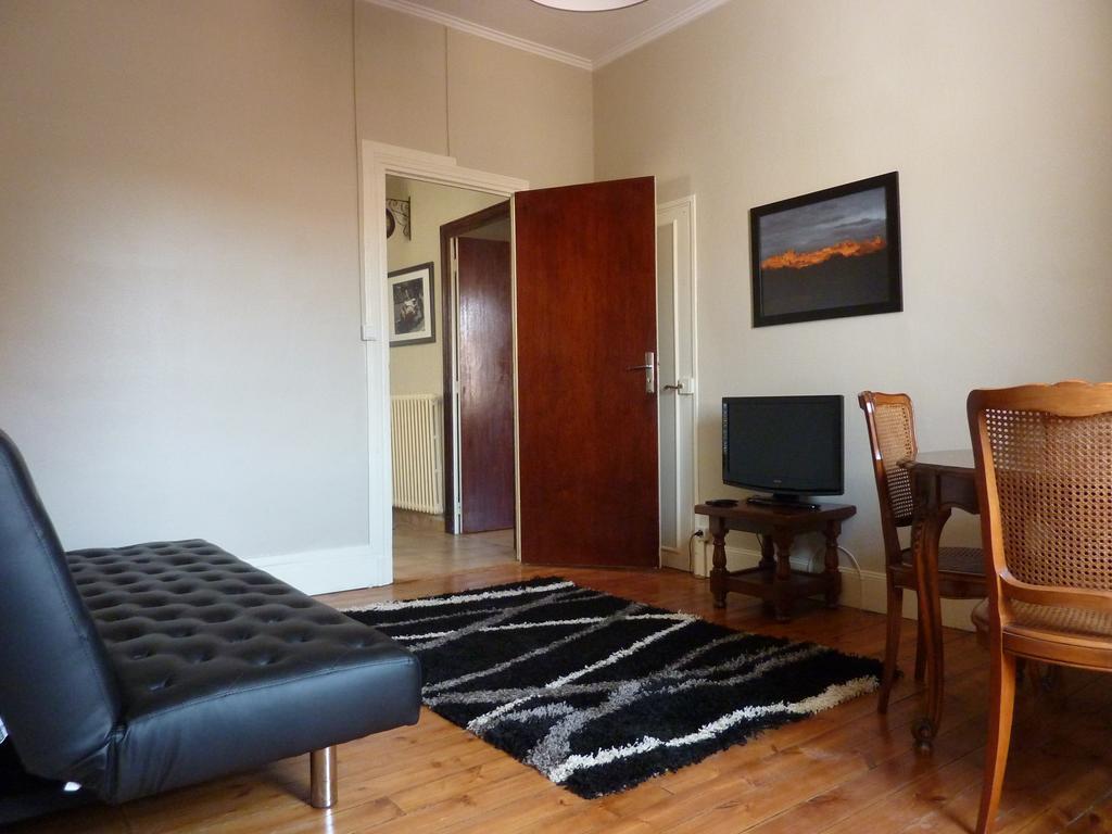 Maison Bellevue Bed & Breakfast Carcassonne Quarto foto